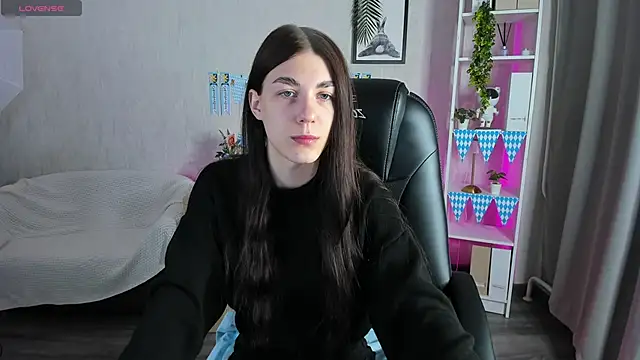 toooyour online show from October 9, 2025, 10:10 pm