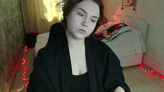 Jenny Fox online show from April 26, 2026, 4:54 am