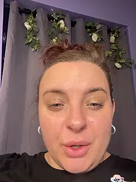 lairarose online show from August 1, 2026, 3:48 am