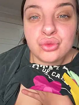 lairarose online show from October 4, 2025, 2:07 pm