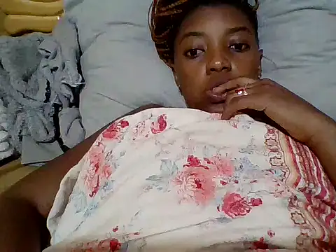 Zara Twilight online show from February 2, 2026, 11:59 pm