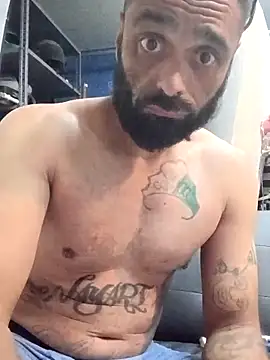 Snapshot of C8L3U chatting on March 20, 2026, 8:48 am C8L3U online show from March 20, 2026, 8:48 am