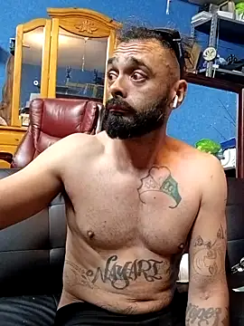 Snapshot of C8L3U chatting on March 15, 2026, 6:31 am C8L3U online show from March 15, 2026, 6:31 am