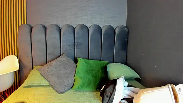 Nicolette ks  online show from January 10, 2026, 5:03 am