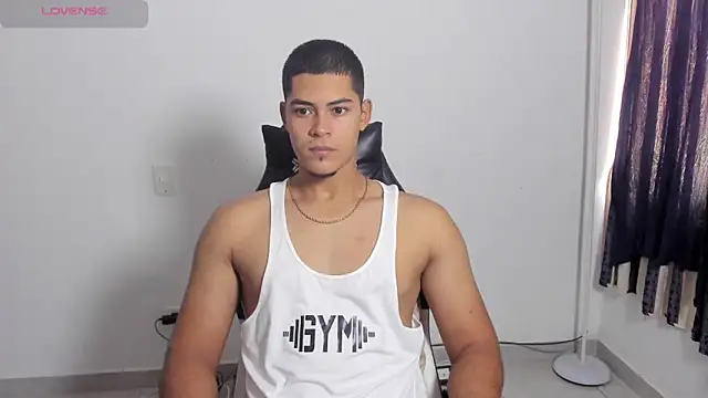 Snapshot of Iamdylan777 chatting on February 10, 2026, 12:37 pm Iamdylan777 online show from February 10, 2026, 12:37 pm