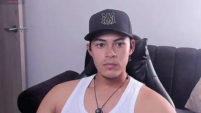 Snapshot of Iamdylan777 chatting on March 22, 2026, 2:29 pm Iamdylan777 online show from March 22, 2026, 2:29 pm