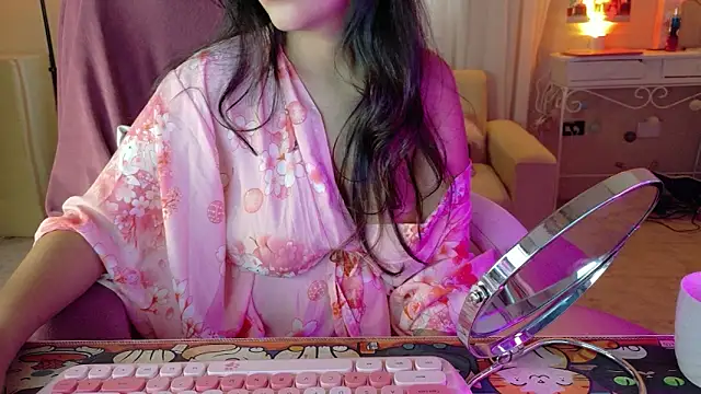 Snapshot of AllisonCatUwU chatting on May 31, 2026, 3:07 pm AllisonCatUwU online show from May 31, 2026, 3:07 pm