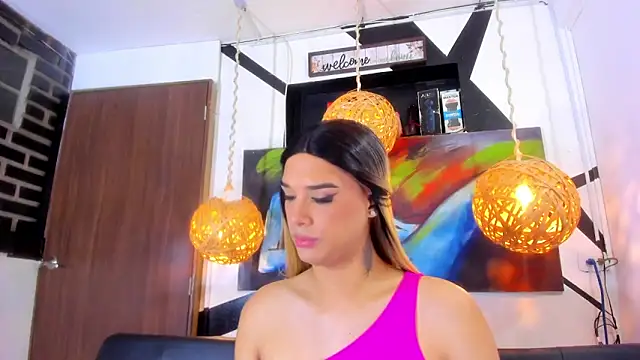 victoria aleia  online show from September 10, 2025, 10:42 pm