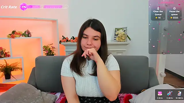 Viola  Shy online show from September 19, 2025, 8:57 pm