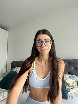 Snapshot of Wildberry_ chatting on June 7, 2026, 8:19 am Wildberry online show from June 7, 2026, 8:19 am