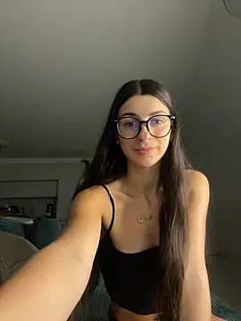 Snapshot of Wildberry_ chatting on June 5, 2026, 7:19 pm Wildberry online show from June 5, 2026, 7:19 pm