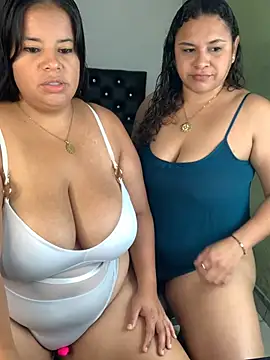 twocurvylatins online show from June 2, 2026, 10:15 am