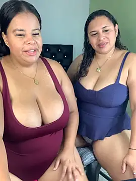 twocurvylatins online show from June 9, 2026, 10:49 am