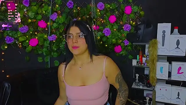Sweett Mollyy online show from May 3, 2026, 12:27 am