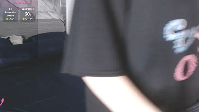 Lin SiYee online show from October 22, 2025, 12:04 pm