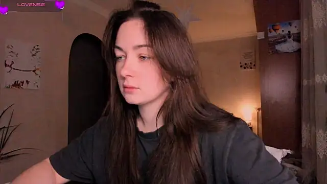 Snapshot of cClandesTina chatting on March 5, 2026, 10:05 pm cClandesTina online show from March 5, 2026, 10:05 pm