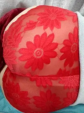 Haralushiaaa online show from December 3, 2025, 6:29 pm