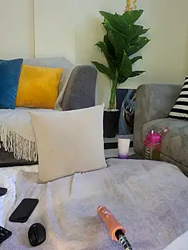 Sexxy mariana online show from July 17, 2026, 12:13 pm