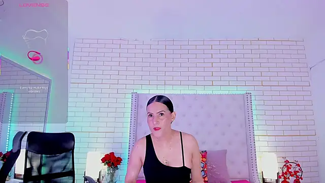 Snapshot of Coco_Balenciaga_ chatting on July 16, 2026, 12:02 pm Coco Balenciaga online show from July 16, 2026, 12:02 pm