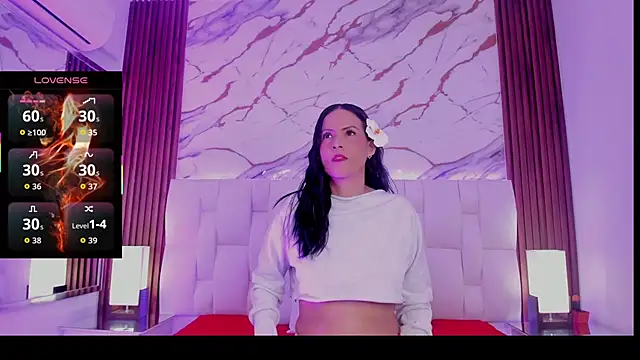 Coco Balenciaga  online show from March 1, 2026, 11:43 am