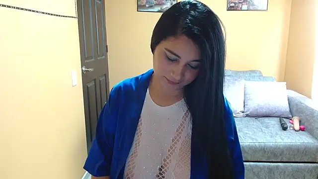 Kerly Lopez online show from February 8, 2025, 3:21 pm