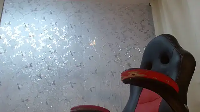 Samantabrown  online show from September 25, 2025, 11:49 am