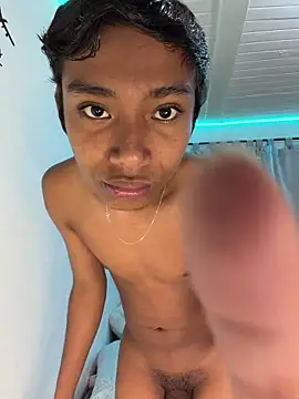 alejo cute online show from May 28, 2026, 1:06 pm