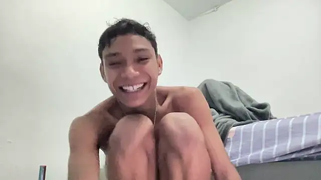 alejo cute online show from July 22, 2026, 1:57 pm