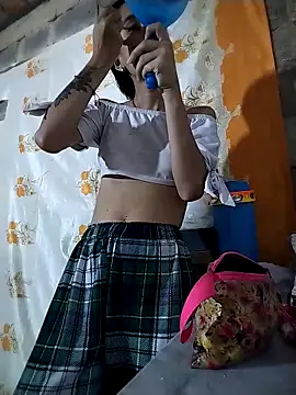 The-quee22 online show from February 10, 2026, 4:28 pm