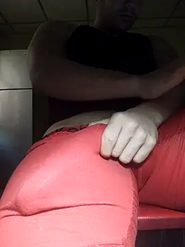 AlexisSpears  online show from February 25, 2026, 12:16 pm