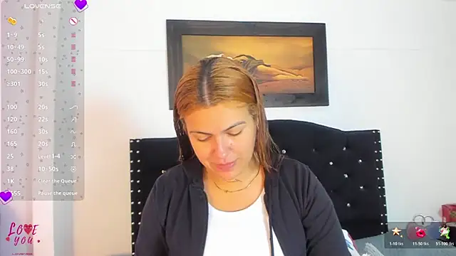 Alexandra Torress online show from December 21, 2025, 11:56 am