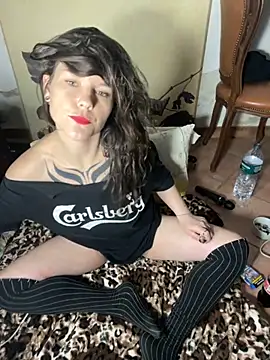 OniricFemme online show from October 31, 2025, 3:14 am