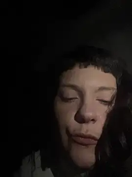 OniricFemme online show from December 13, 2025, 9:43 pm