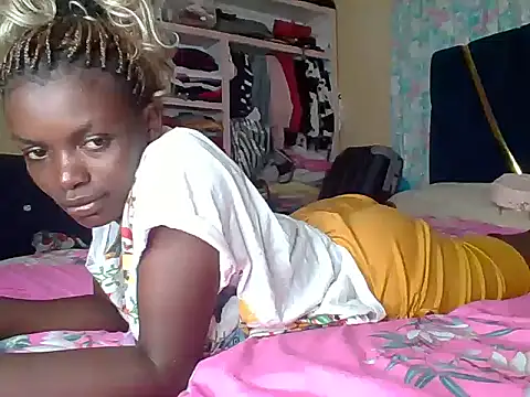 awino001 online show from June 17, 2026, 3:44 pm