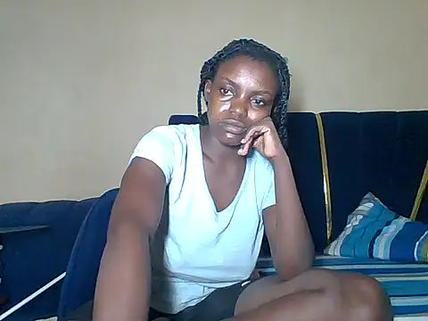 Snapshot of awino001 chatting on March 18, 2026, 11:37 pm awino001 online show from March 18, 2026, 11:37 pm