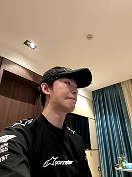 1a1a1alll online show from November 26, 2025, 3:12 pm