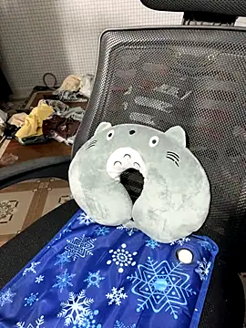 Milk Mom99 online show from October 21, 2025, 8:58 am