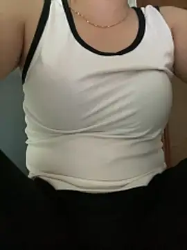 Milk Mom99 online show from June 29, 2026, 2:51 am