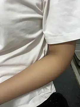 Milk Mom99 online show from July 29, 2026, 11:09 am
