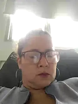 natally ross21 online show from June 3, 2026, 1:12 pm