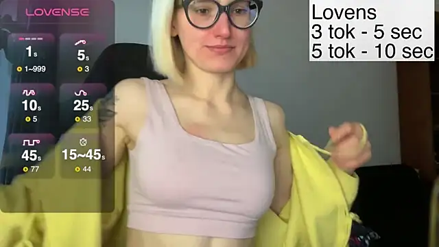 Sexy Sweets online show from November 11, 2025, 12:22 pm