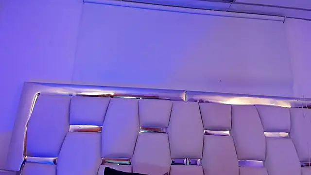 Naomi-Haruno online show from March 3, 2025, 10:10 pm