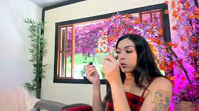 Snapshot of Susan_DiSantys chatting on February 20, 2025, 7:19 pm Susan DiSantys online show from February 20, 2025, 7:19 pm