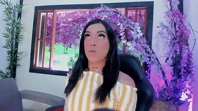 Snapshot of Susan_DiSantys chatting on February 7, 2025, 7:27 pm Susan DiSantys online show from February 7, 2025, 7:27 pm