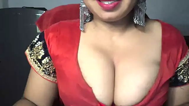 Snapshot of Gulaboo_bhabi chatting on August 1, 2026, 12:19 am Gulaboo bhabi online show from August 1, 2026, 12:19 am