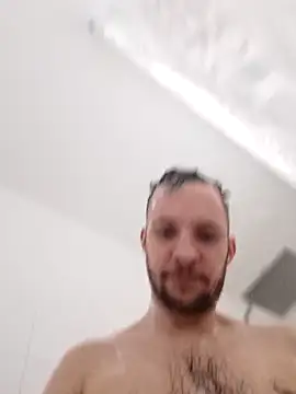 Snapshot of Chriso0007 chatting on March 15, 2026, 10:44 am Chriso0007 online show from March 15, 2026, 10:44 am