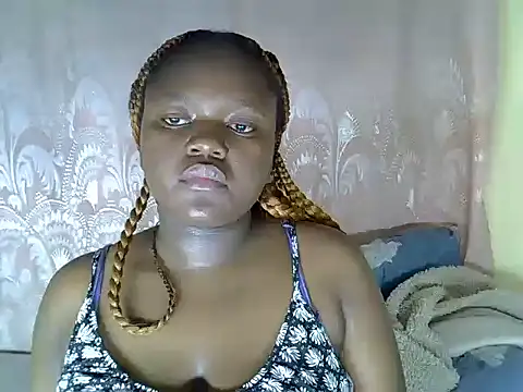 Snapshot of Your_Bunny255 chatting on July 8, 2026, 7:14 pm Your Bunny255 online show from July 8, 2026, 7:14 pm