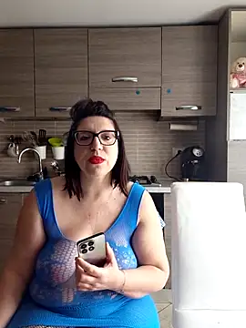 Snapshot of carolyne2023 chatting on March 4, 2026, 9:17 am carolyne2023 online show from March 4, 2026, 9:17 am