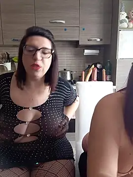 Snapshot of carolyne2023 chatting on March 14, 2026, 9:15 am carolyne2023 online show from March 14, 2026, 9:15 am