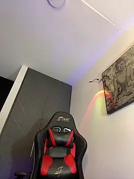 Snapshot of danny_42027 chatting on February 9, 2025, 1:11 am danny 42027 online show from February 9, 2025, 1:11 am